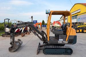 Mini escavatore VOLVO EC15B