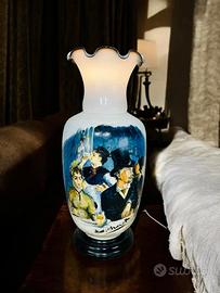 Lampada vintage da tavolo in ceramica e opalina.