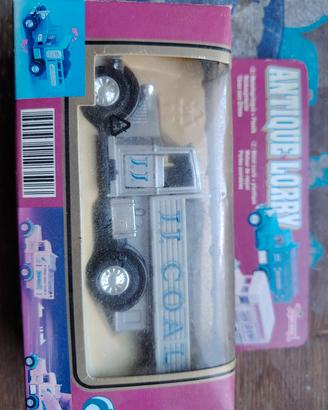 Antique Lorry