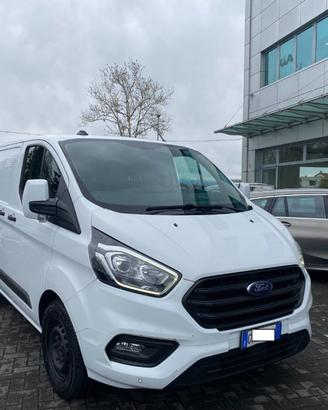 FORD Transit Custom 300 2.0 EcoBlue 130 PC Furgo