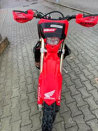 Honda Crf 400rx red moto targata