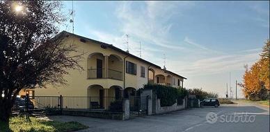 Immobile in asta di 127 m² con 4 locali e box auto