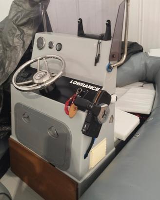 Gommone Novamarine 5.50mt+Tohatsu 40cv+carrello st