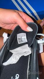 Scarpe ginnastica nuove