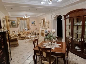 Semi indipendente Acireale centro