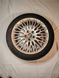 4 CERCHI 17 + PNEUMATICI AlfaRomeo (no spedizione)