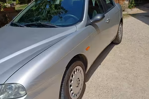 Alfa Romeo 156