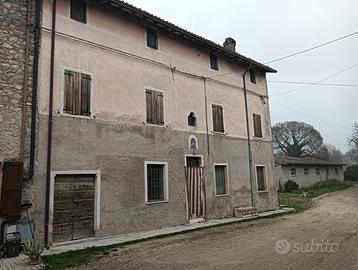Rustico/Casale/Corte Monzambano [P 06.26VRG]