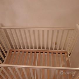 Lettino legno bianco  con cassetto marca Pali