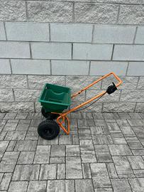 Carrello spandi concime