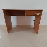 scrivania per ragazzi 