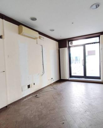 Immobile di 40 m² con 1 locale a Rho