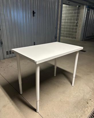 Scrivania IKEA