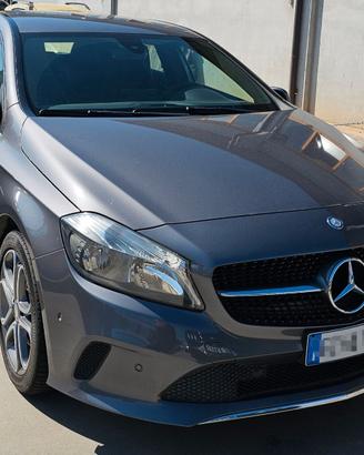 MERCEDES-BENZ classe A 180d -  NEOPATENTATI