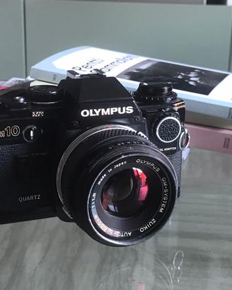 Olympus OM-10 Black + Data + manual adapter