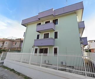 Palazzina intera 7 unità con garage - Marcianise