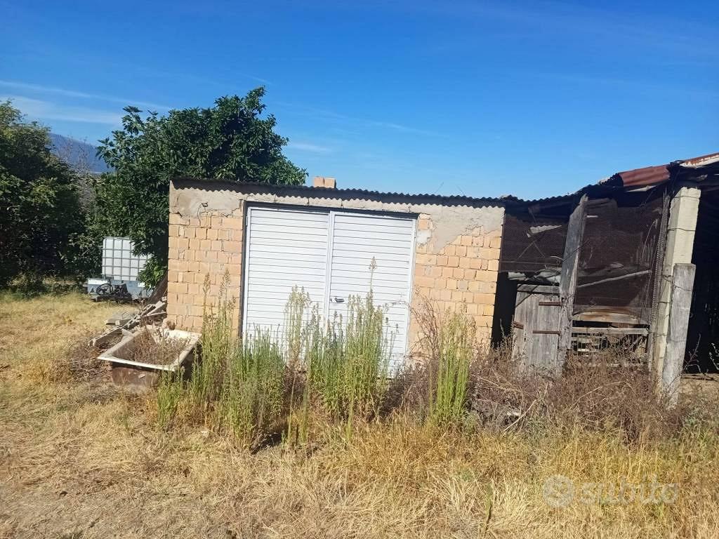 Rustico / Casale di 240 m² con 3 locali e box auto - Vista 5