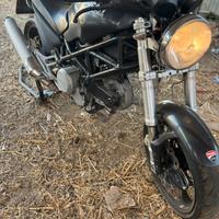 Ducati Monster 620 ie dark