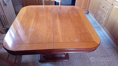 Tavolo in legno
