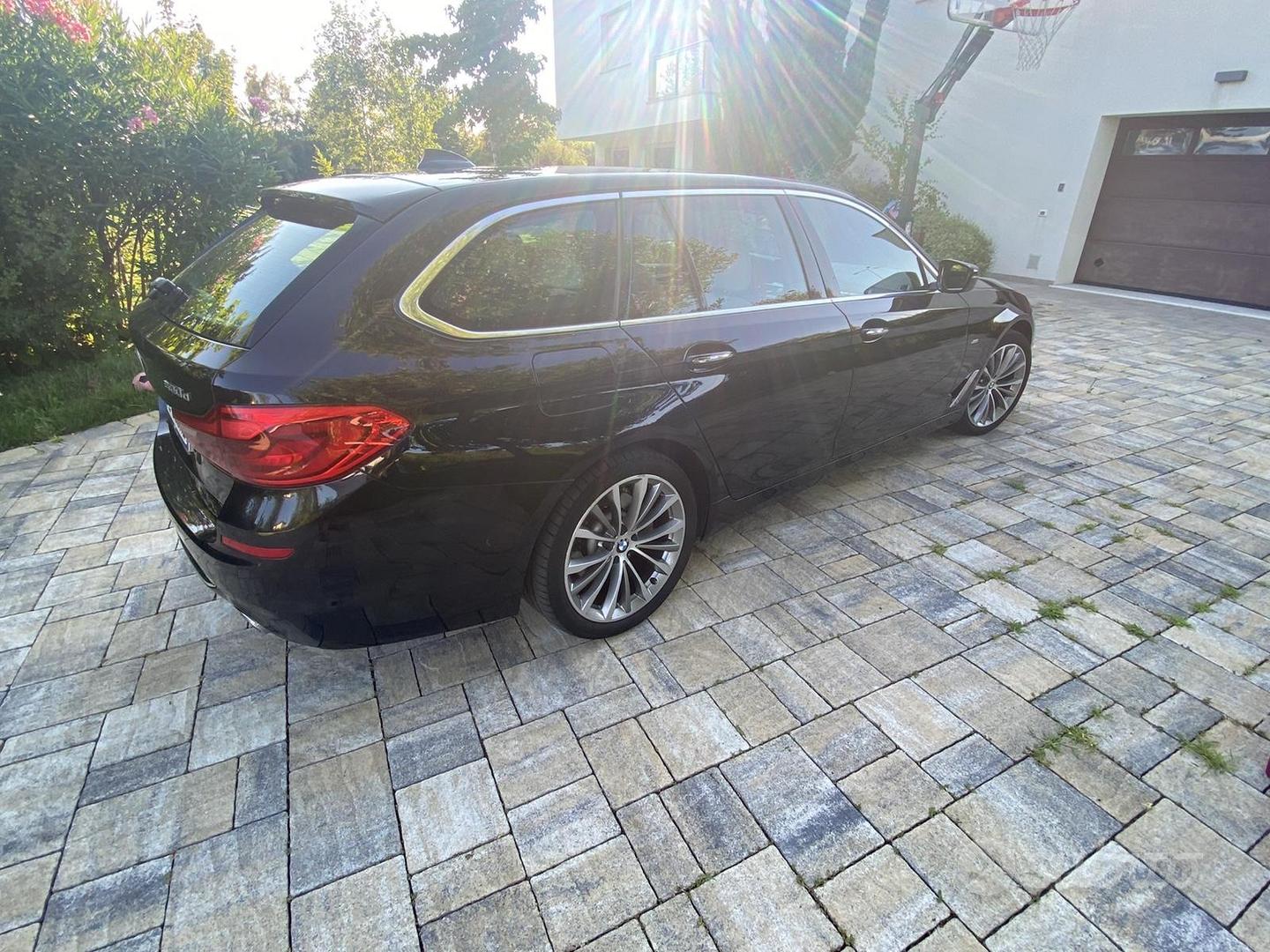BMW 5 Series 2018 photo 3
