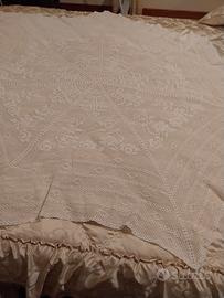 Copritavolo uncinetto