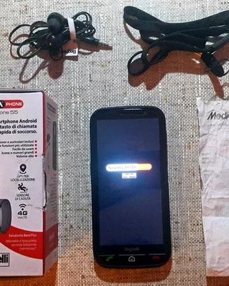 Smartphone per anziani Beghelli Salvalavita