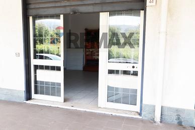 Locale Commerciale - Linguaglossa