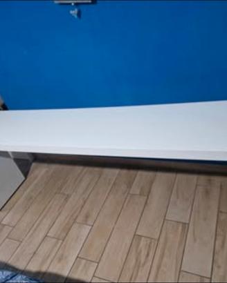 Tavolo bianco da letto Ikea Malm