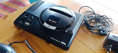 Sega Mega drive con giochi