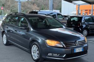 Volkswagen Passat 2.0tdi Highline manuale - 2013
