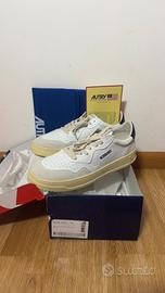 Scarpe Autry 44