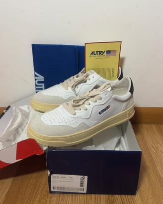 Scarpe Autry 44