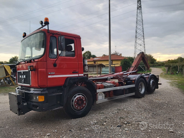 Autocarro scarrabile