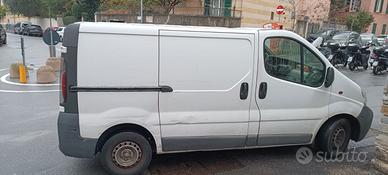 Furgone nissan primastar