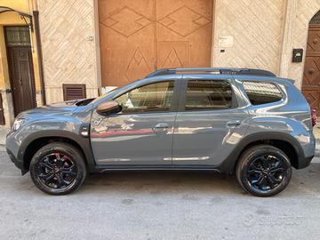 Dacia Duster 2023 gpl/benzina