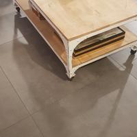 Tavolino legno e metallo con ruote