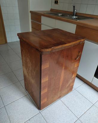 Mobiletto macchina da cucire