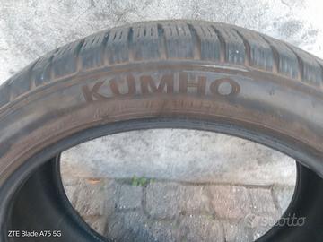 4 GOMME DA NEVE KUMHO 235/45 R20 XL