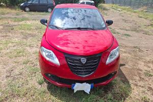 LANCIA YPSILON PLATINUM 900 SINISTRATA MARCIANTE