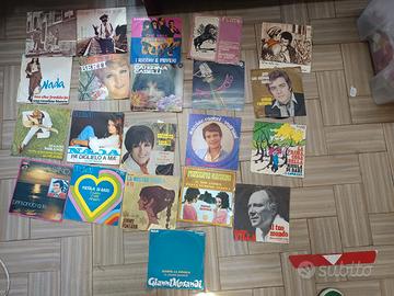 Stock 21 dischi 45 giri musica italiana