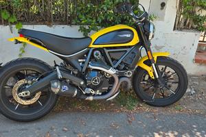 Ducati Scrambler Icon Yellow 2021