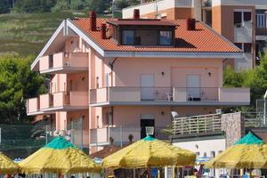 Bilocale in centro sul mare