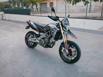 Aprilia Dorsoduro 750 