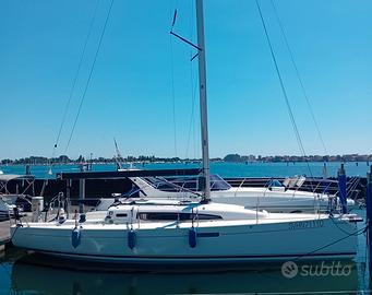 J BOATS 112E  36 PIEDI CRUISING-RACER del 2019