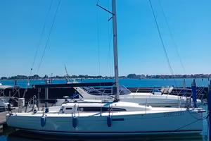 J BOATS 112E  36 PIEDI CRUISING-RACER del 2019