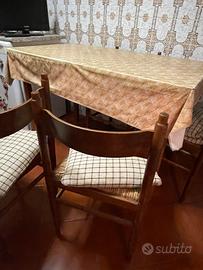 Sedia Vintage di legno con sedute intrecciata