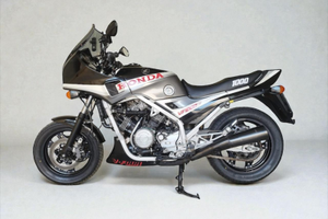 Honda VF 1000 F targa oro FMI