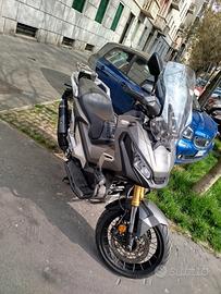 Honda X-adv 750 NON TRATTABILE 