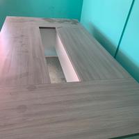 Tavolo da riunioni