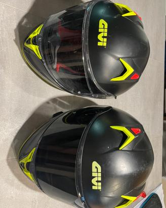 coppia o singoli caschi givi